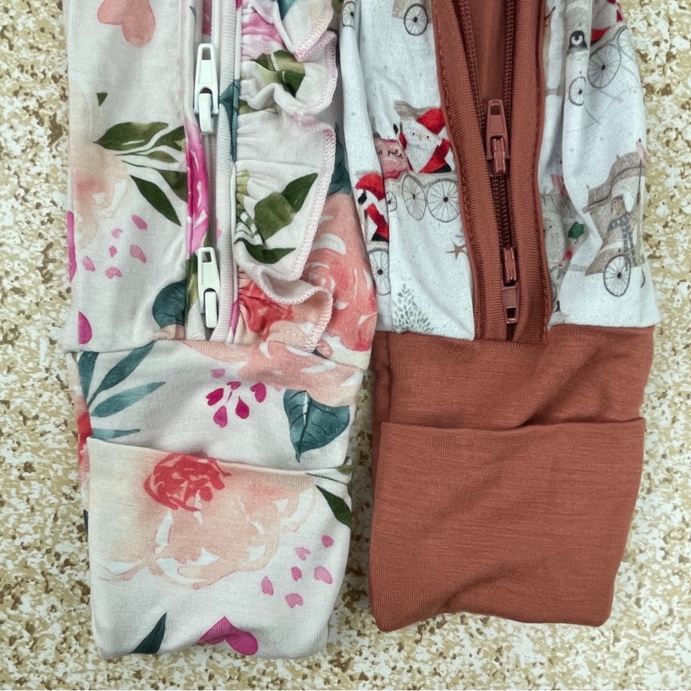 Floral Ruffle/Winter Holiday Train Baby Sleeper Zip-up Pajamas 12-18 Months - Picture 8 of 8